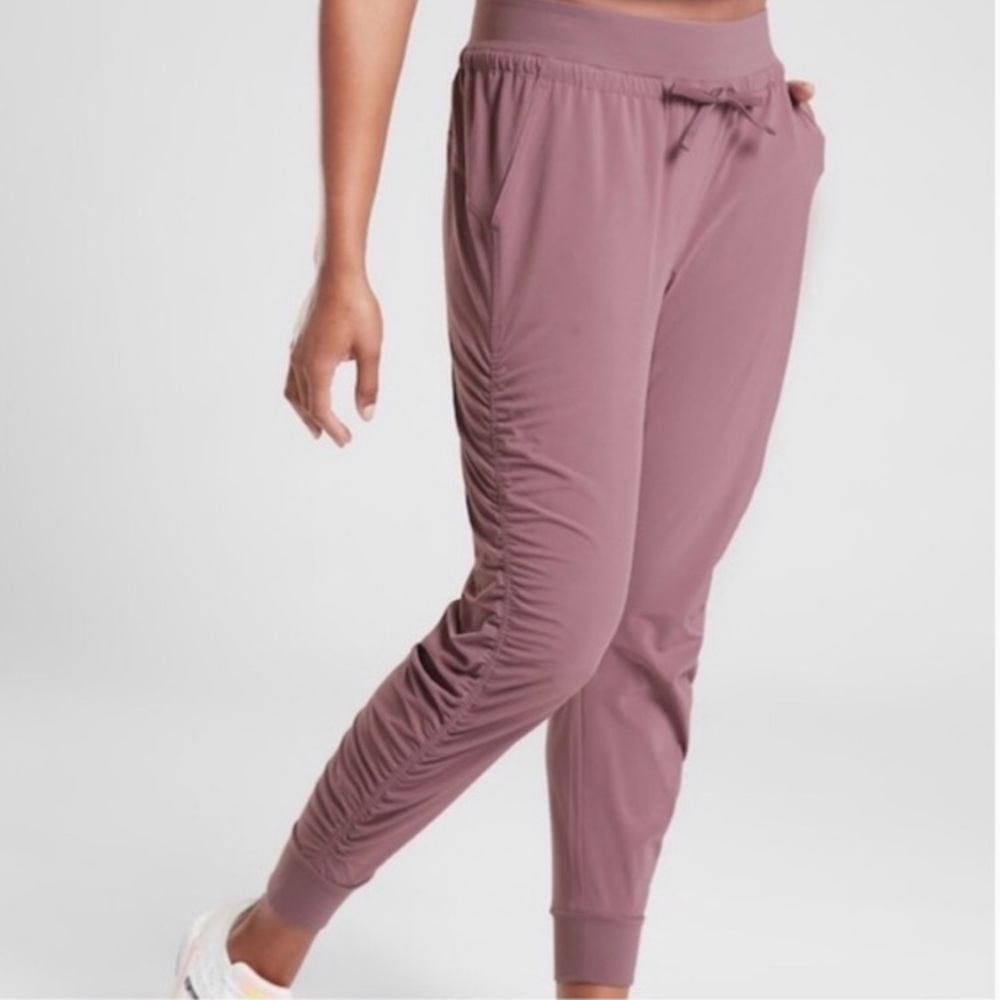 Athleta Attitude Pant Mauve Jogger